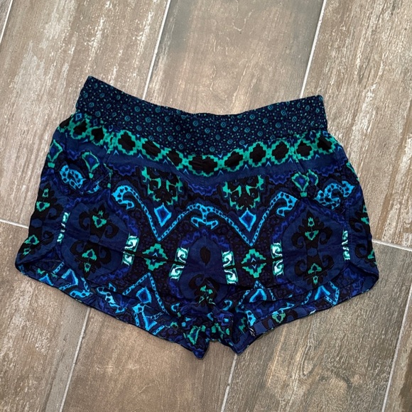 Express High Waist Women's Shorts in Blue and Green Pattern - Picture 1 of 10